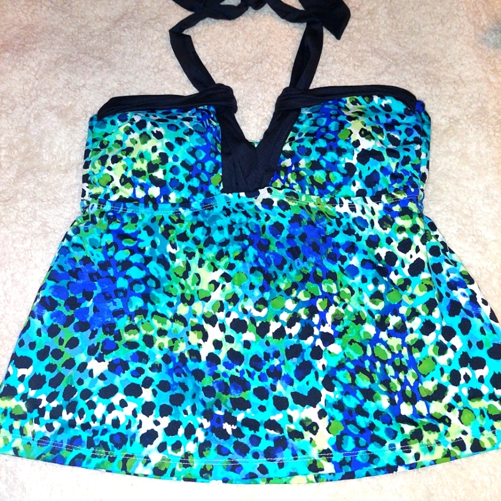 Island Escape Tankini Top only, size 12